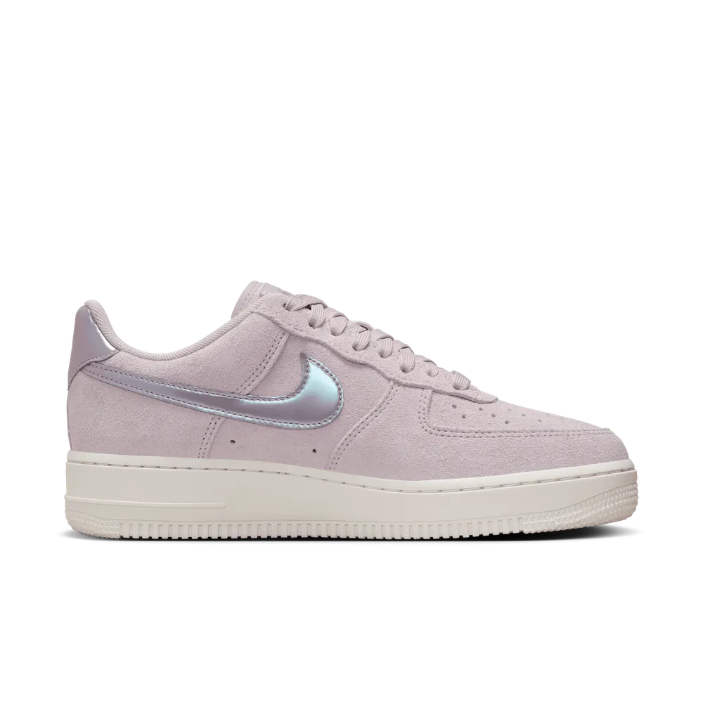 B7A3AB_Nike-Air-Force-1-Low-'07-WMNS_PLATINUM-VIOLET_HJ4401-001_img3