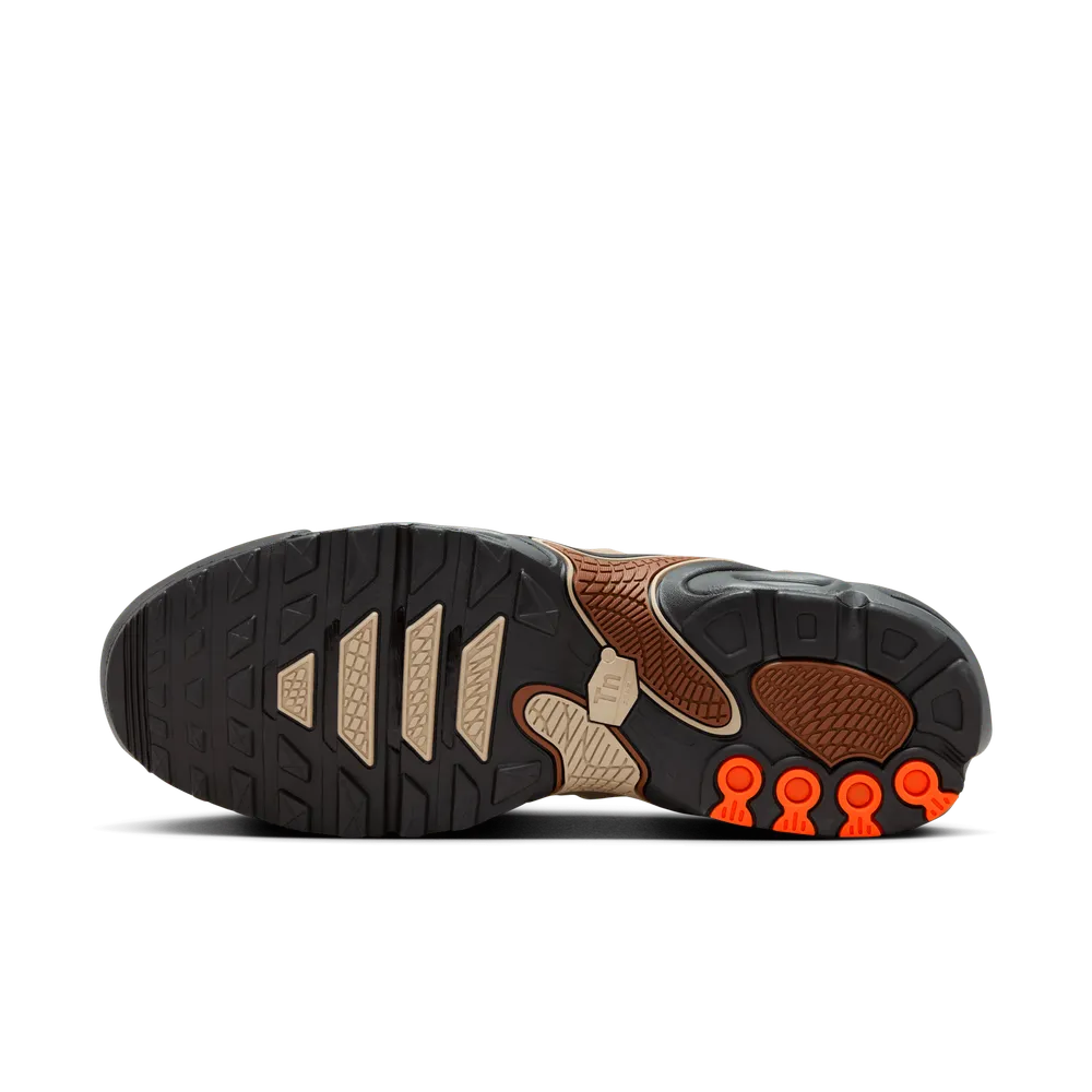 B1A188_Nike-Air-Max-Plus-Drift_KHAKI_FZ3041-200_img2