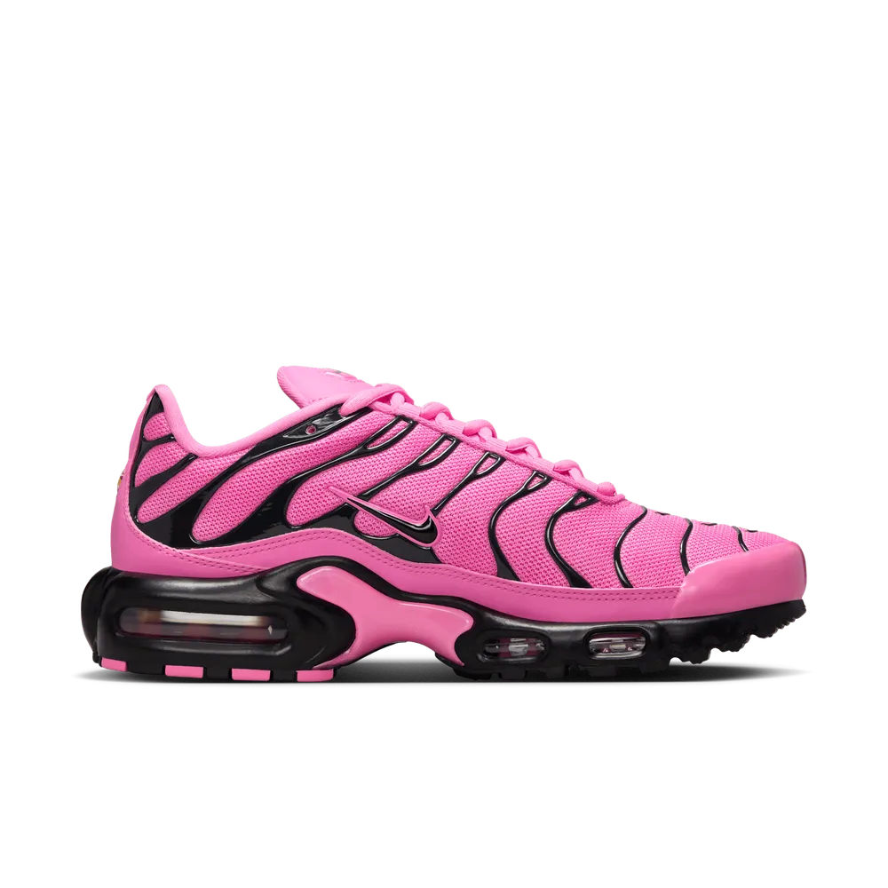 E06F9A_Nike-Air-Max-Plus_PINK-BLACK_HJ9743-601_img2