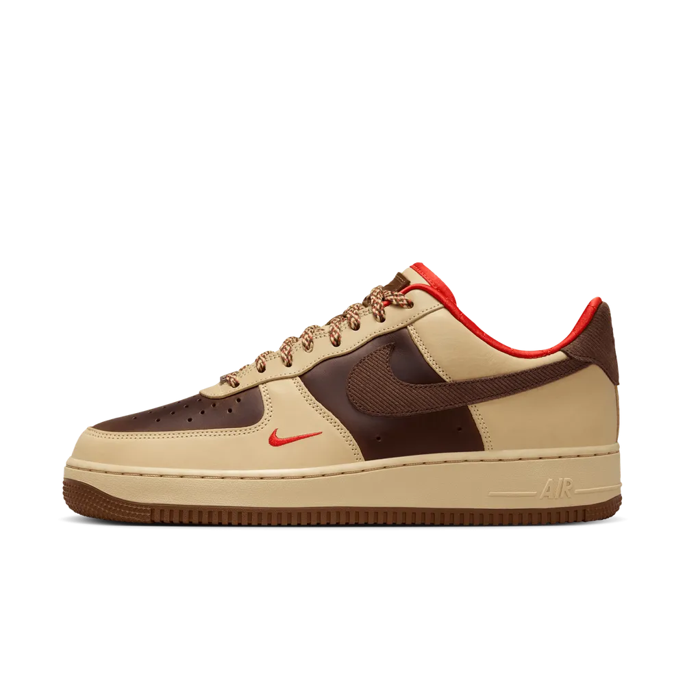 DCC198_Nike-Air-Force-1-Low_LIGHT-BRITISH-TAN_HQ3447-222_img0