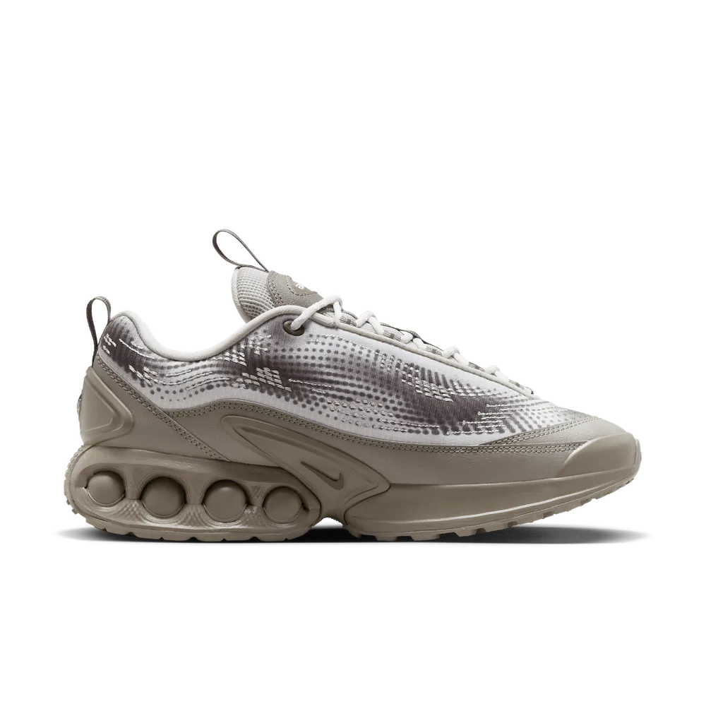 958B7E_Nike-Air-Max-Dn_LIGHT-BONE_HQ0912-001_img2