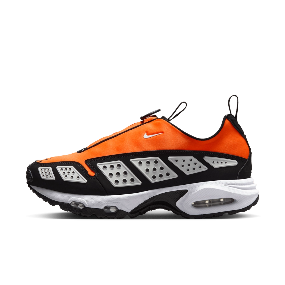 F87519_Nike-Air-Max-SNDR-WMNS_SAFETY-ORANGE_FZ2068-800_img0