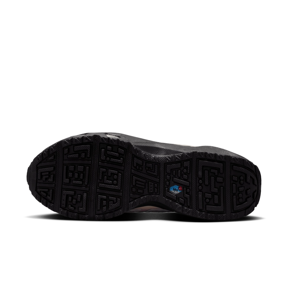 1A1C20_Nike-Air-Max-SNDR_OBSCURA_HQ4190-001_img1