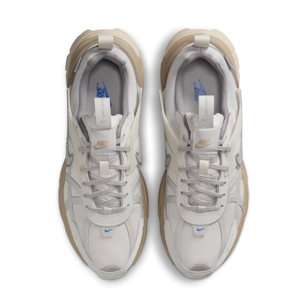 C1B6A8_Nike-V2K-Run-Gore-Tex_LIGHT-BONE_FZ2622-002_img3