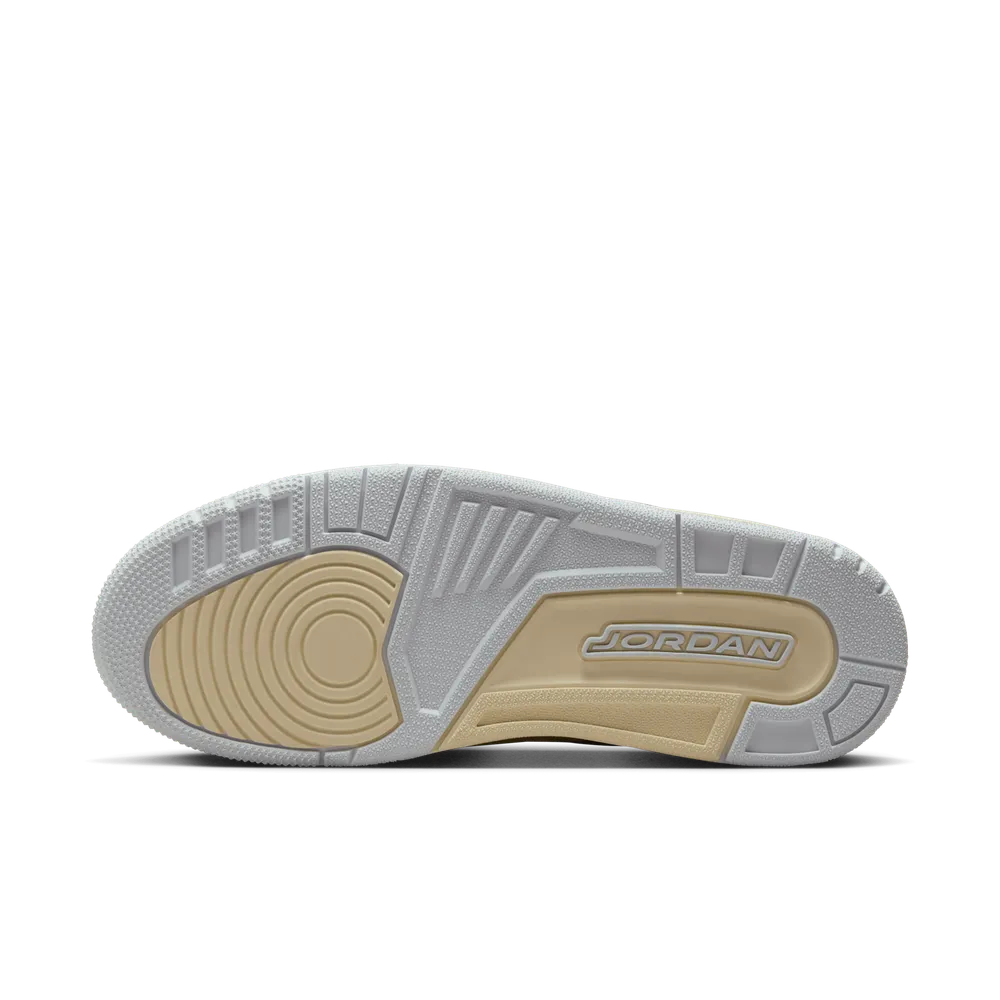 A0A4AE_Air-Jordan-Legacy-312-Low-WMNS_SAIL-CEMENT-GREY_FQ7827-101_img2