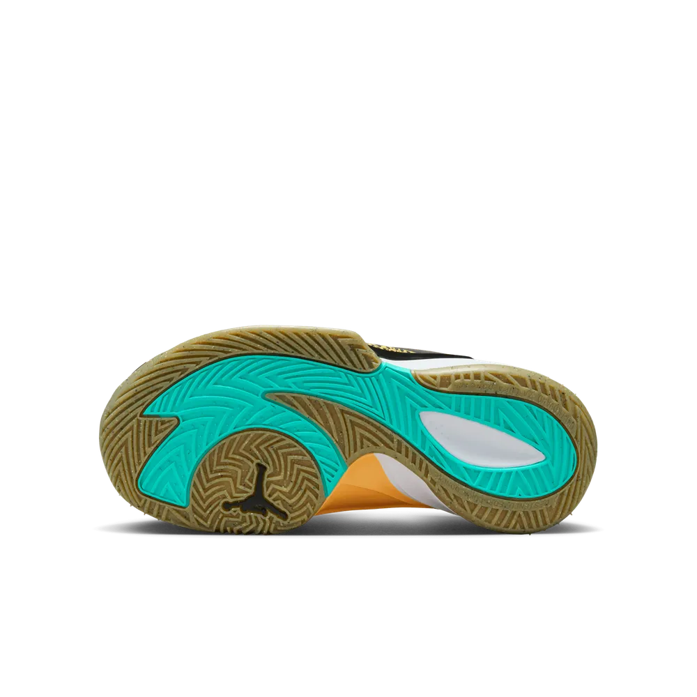 F0B33E_Jordan-Luka-3_SAFARI_FQ8185-100_img1