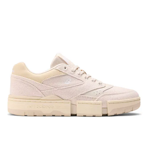 F2E5D4_MSFTSrep-x-New-Balance-0.01_UP-IN-THE-CLOUDS_CTJSCR_img0