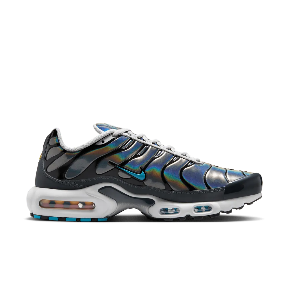 3A476B_Nike-Air-Max-Plus_IRIDESCENT_HV2525-001_img2
