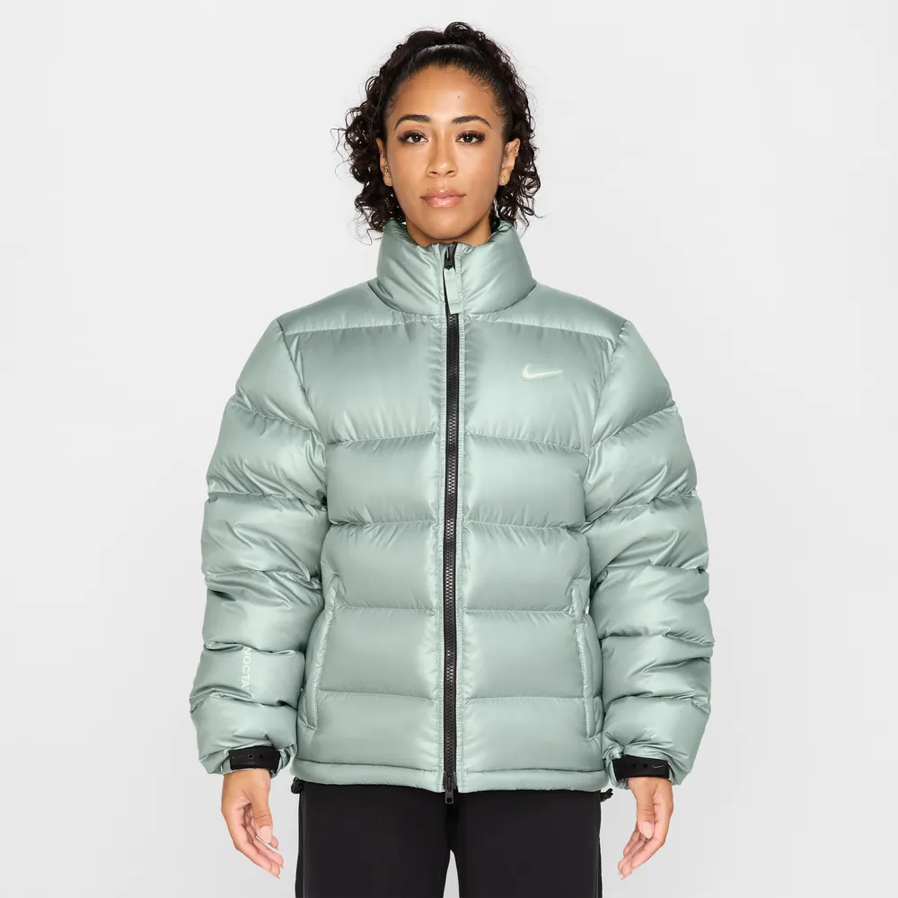 C3D7CF_NOCTA-x-Nike-Nike-NRG-Puffer-Jacket_MICA-GREEN_FN8196-330_img2