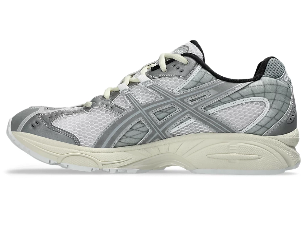 8D8E90_Min-Nano-x-ASICS-Gel-Nimbus-10.1_GREY_1203A673-100_img2