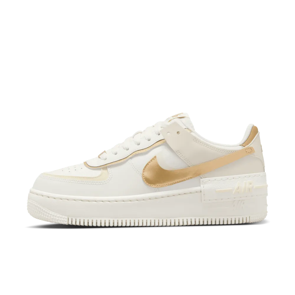 A18759_Nike-Air-Force-1-Shadow-WMNS_SAIL-METALLIC-GOLD_DZ1847-108_img0