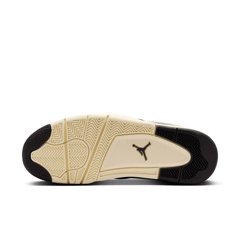 0C0A0A_Air-Jordan-4-RM_BLACK-SAIL_FQ7939-006_img1