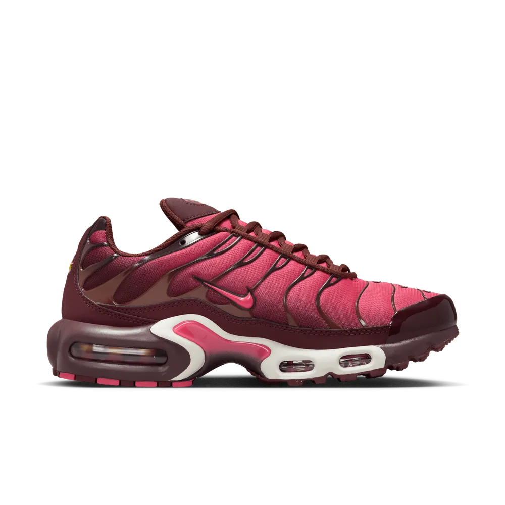 A03047_Nike-Air-Max-Plus_BURGUNDY-CRUSH_HQ4048-600_img2