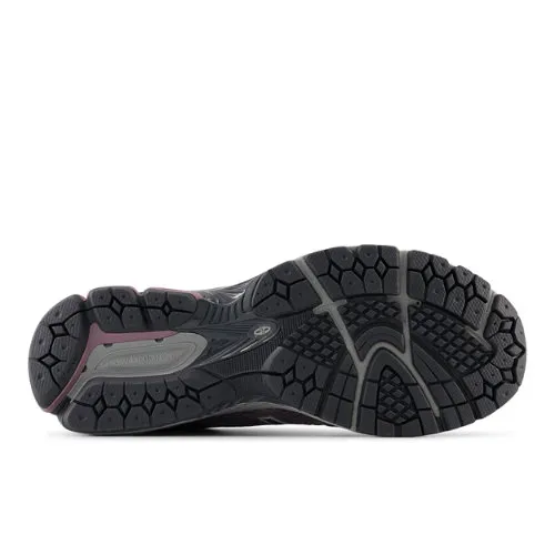 92787C_New-Balance-860v2_ICE-WINE_ML860BW2_img3