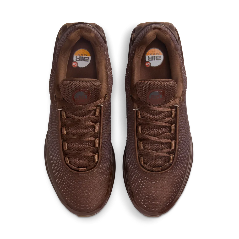 412422_Isamaya-Ffrench-x-Nike-Air-Max-Dn-WMNS_LIGHT-CHOCOLATE_HQ3837-200_img3