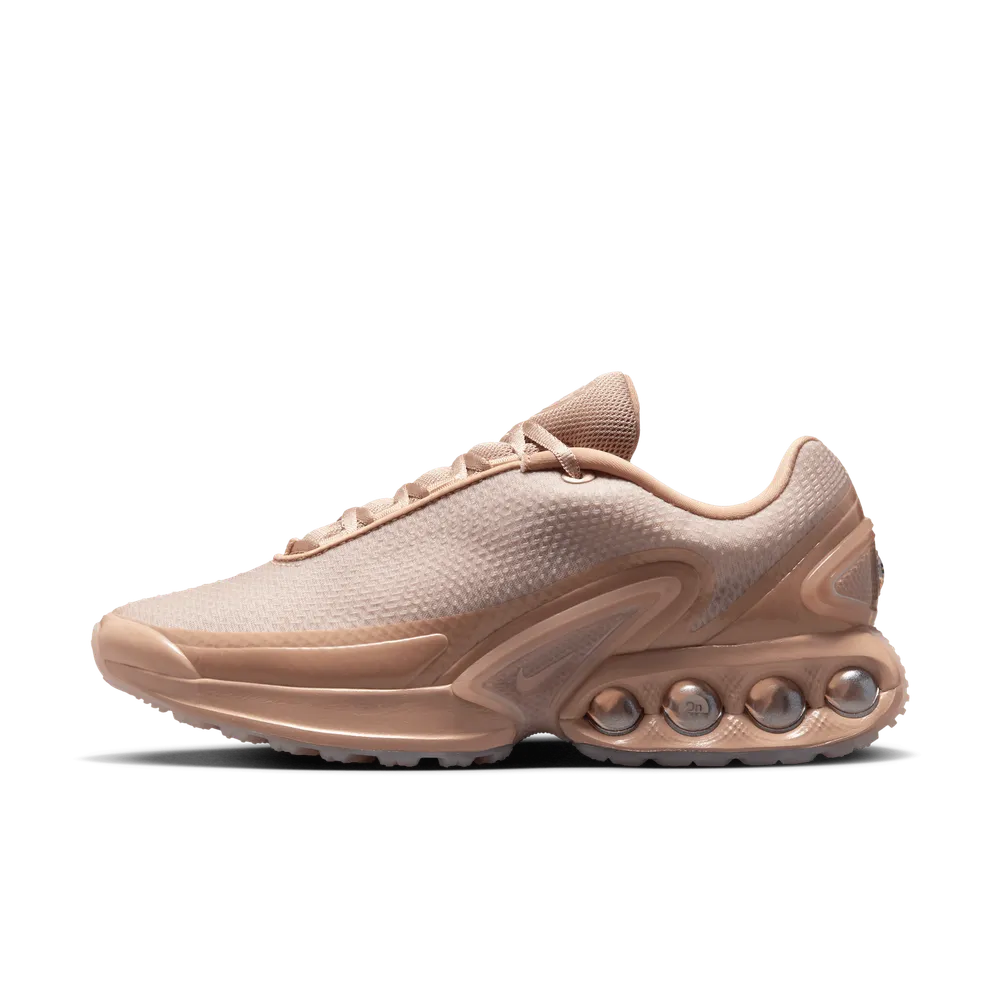 BF917E_Isamaya-Ffrench-x-Nike-Air-Max-Dn-WMNS_BIO-BIEGE_HQ3837-201_img0