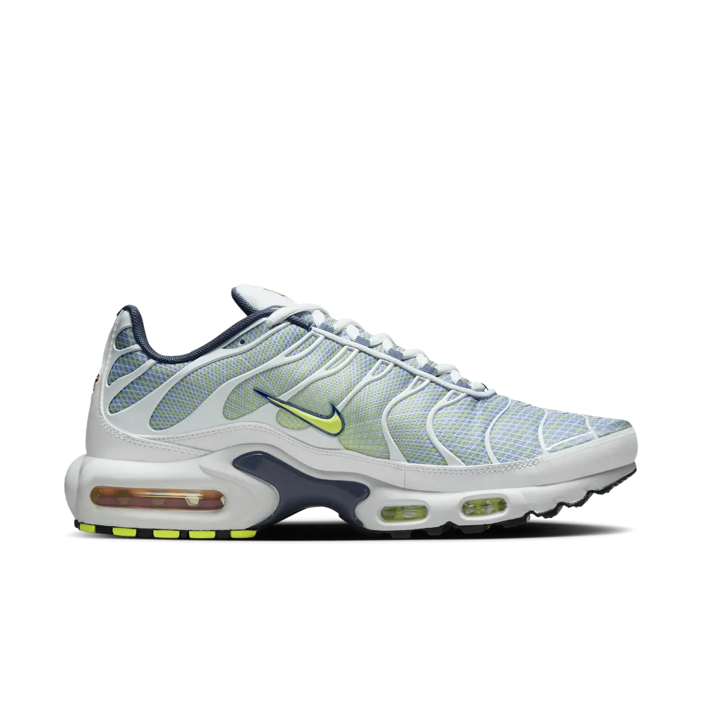 2A3F52_Nike-Air-Max-Plus_WAVE-GRID_HV6227-001_img2