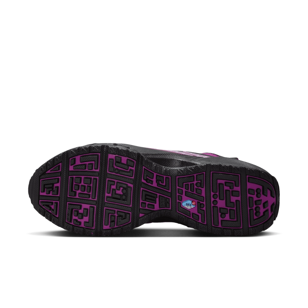 832A6A_Nike-Air-Max-SNDR-Gore-Tex_BOLD-BERRY_FZ4238-500_img1