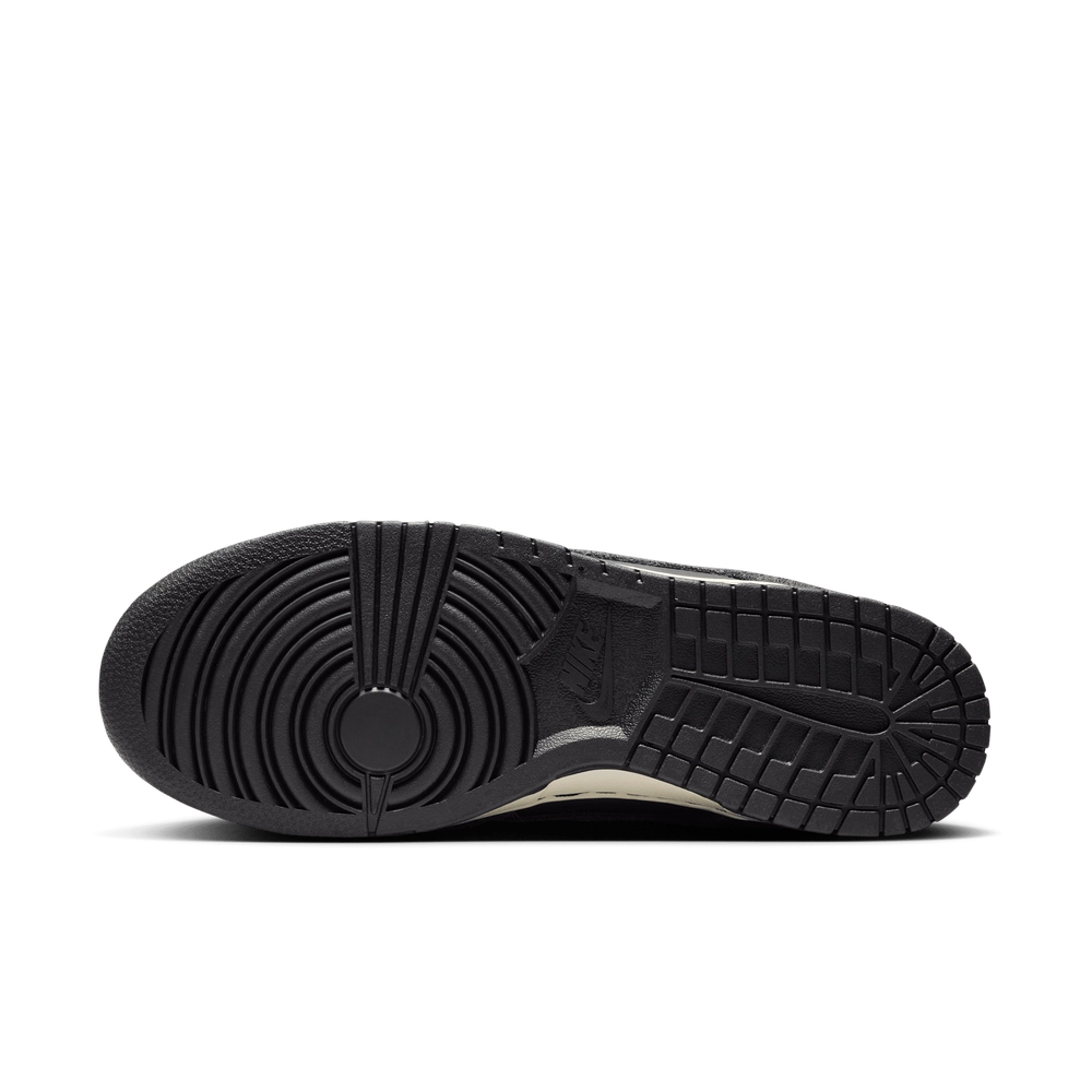 000000_Nike-Dunk-Low-PRM_OFF-NOIR_HF3145-001_img1