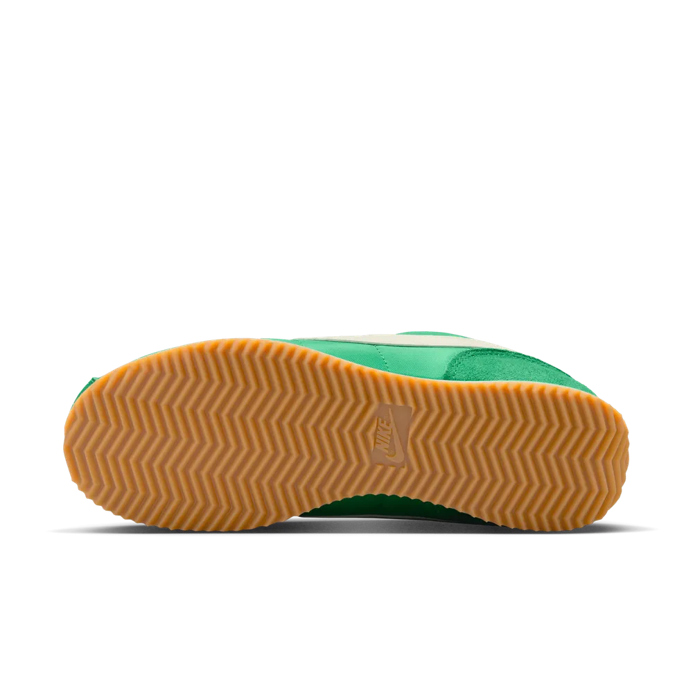 077540_Nike-Cortez-Textile_STADIUM-GREEN_DZ2795-301_img1