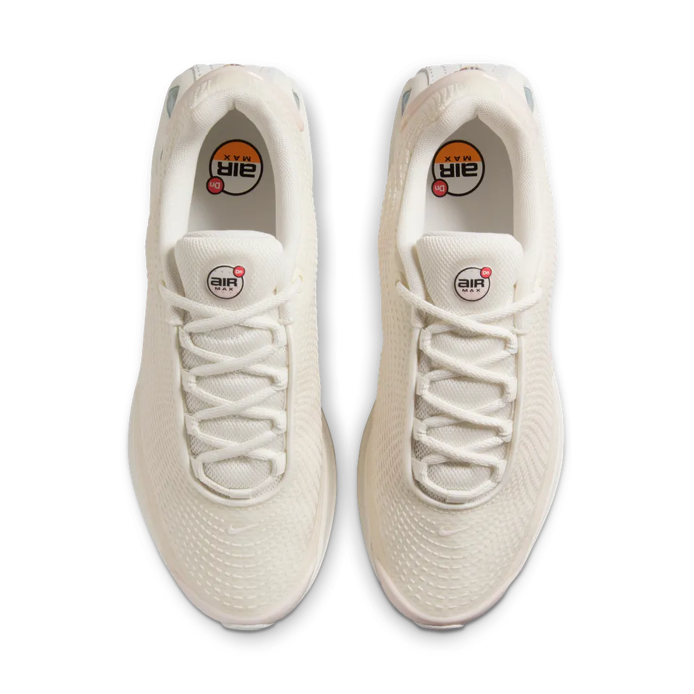 8E7A6D_Nike-Air-Max-Dn-SE-WMNS_SAIL-FOSSIL_HV4436-133_img3