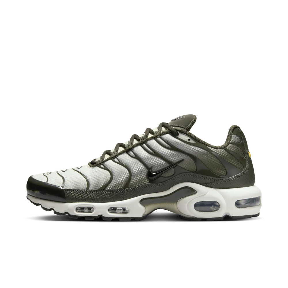 383932_Nike-Air-Max-Plus_SEQUOIA-CARGO-KHAKI_DM0032-300_img0
