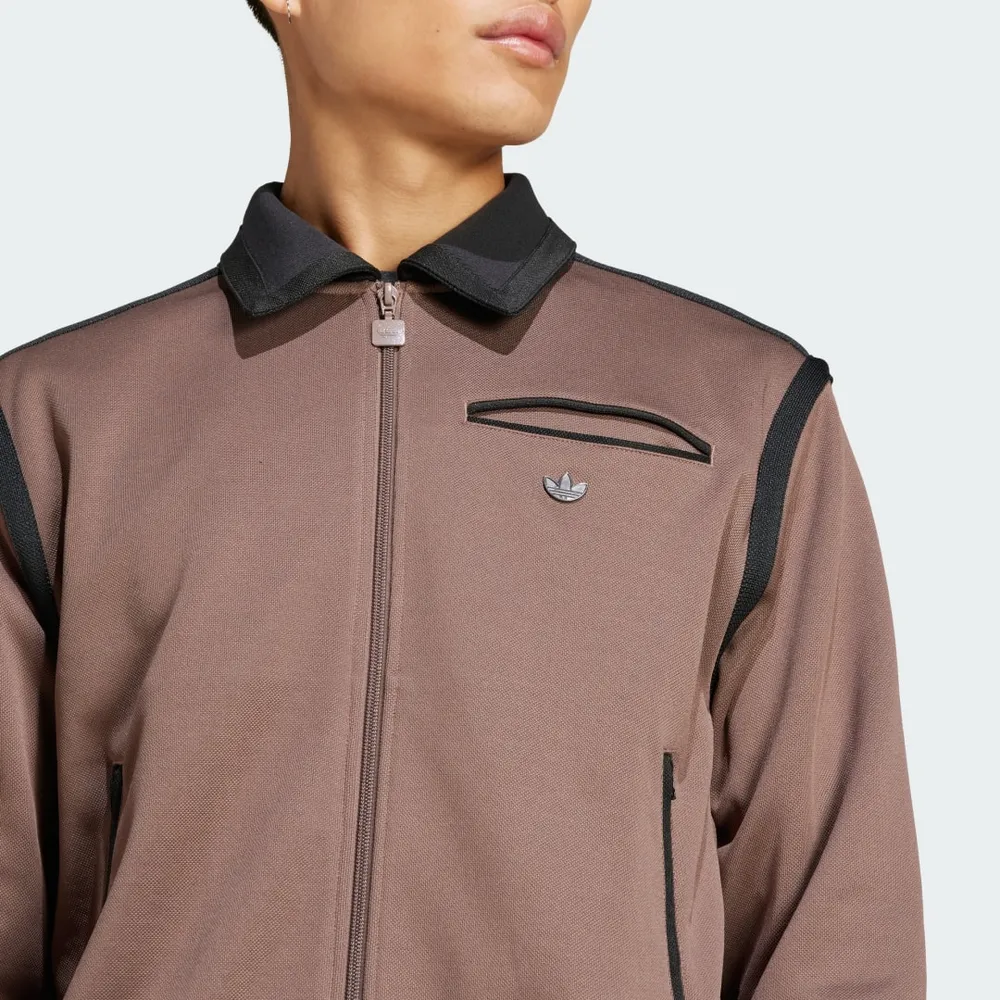 6C5147_adidas-Premium-Track-Jacket_EARTH-STRATA_JN4474_img4