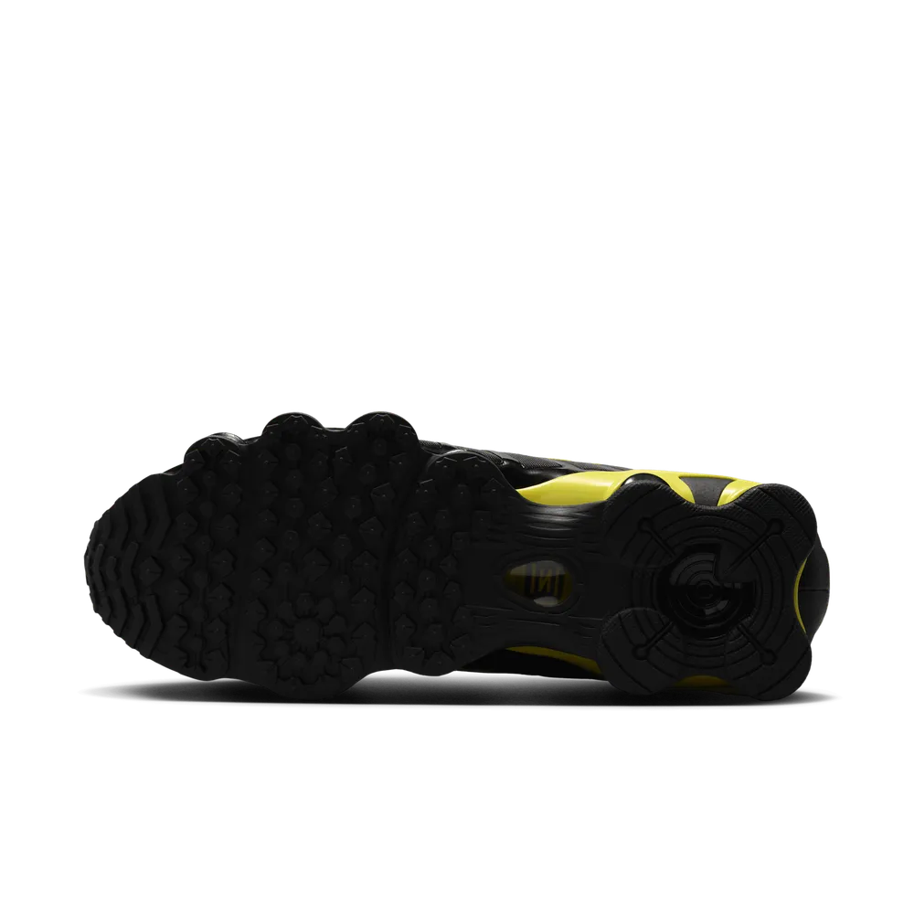 000000_Nike-Shox-TL_BLACK-DYNAMIC-YELLOW_CN0151-002_img1