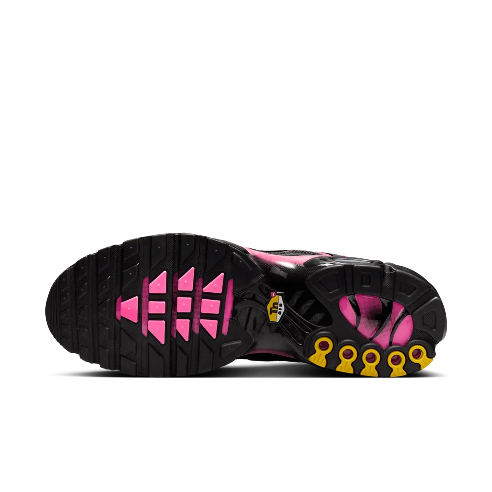 D5247B_Nike-Air-Max-Plus_BLACK-PINK_DM0032-020_img1