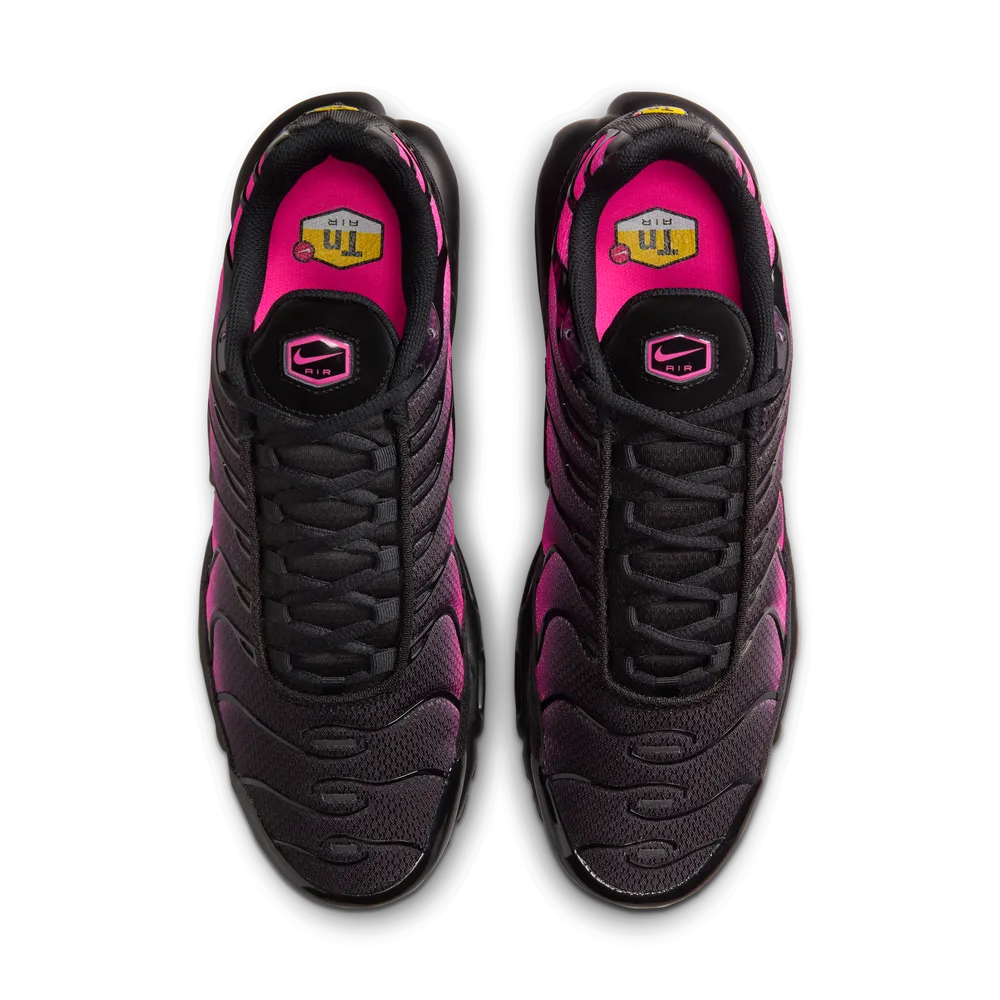 D5247B_Nike-Air-Max-Plus_BLACK-PINK_DM0032-020_img3