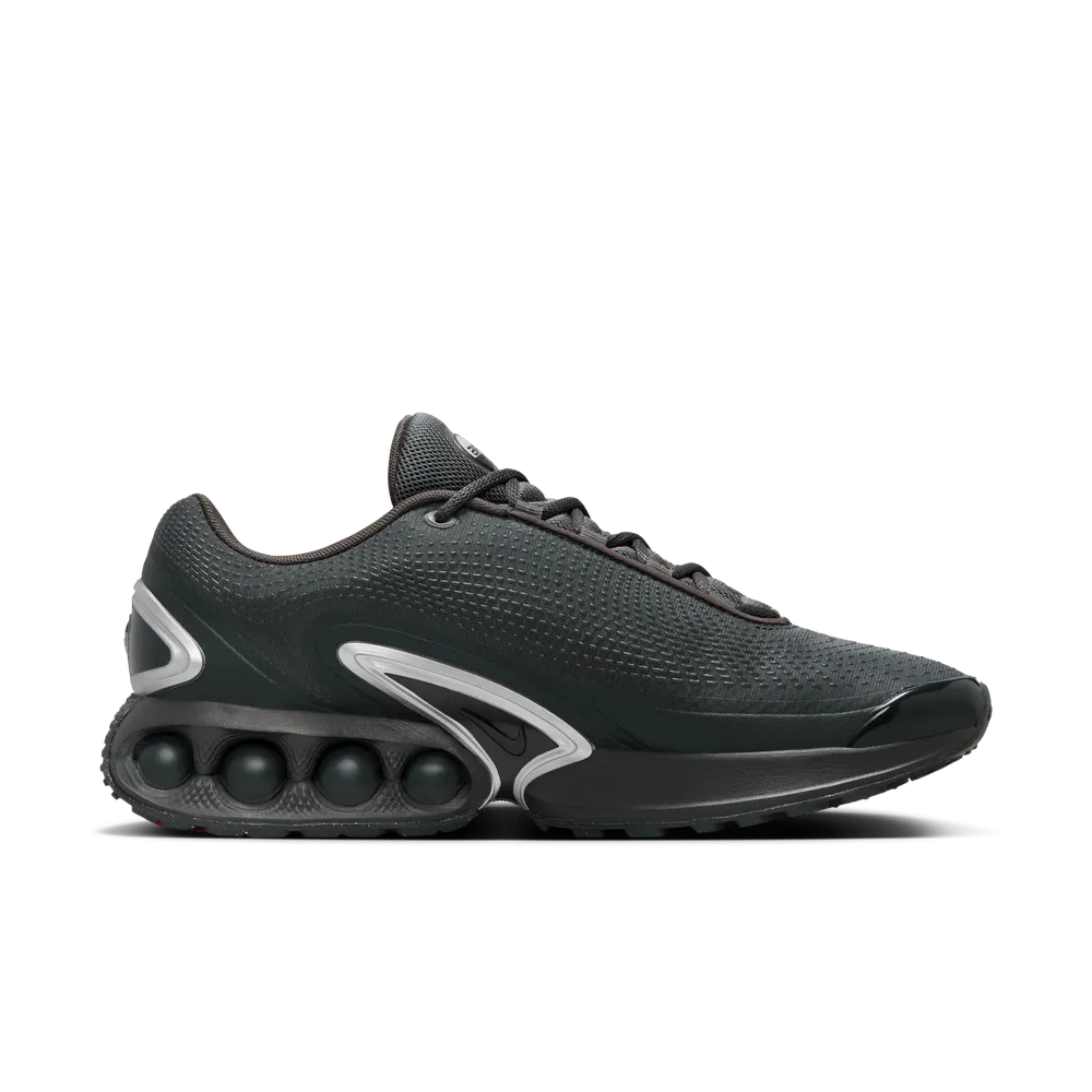 000000_Nike-Air-Max-Dn_BLACK-METALLIC-SILVER_DV3337-202_img2