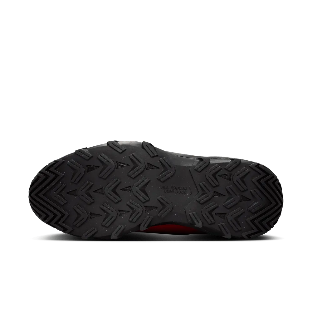 B20A20_Nike-Cygnal_UNIVERSITY-RED_FV4332-600_img1