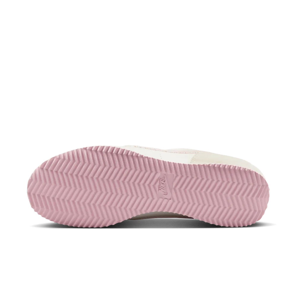 E4C8C6_Nike-Cortez_VALENTINE'S-DAY_HV6012-161_img1