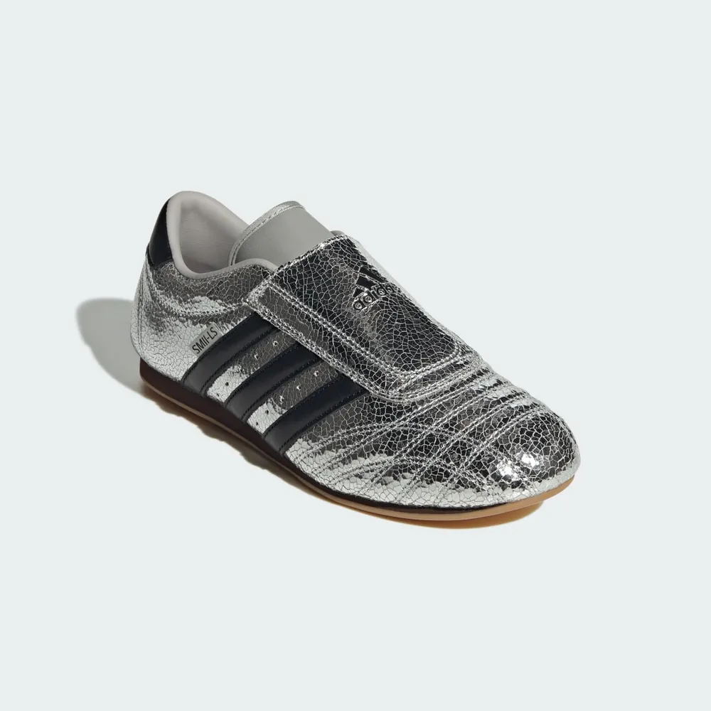 433E42_adidas-Taekwondo-WMNS_SILVER-METALLIC-BLACK_JH9664_img3