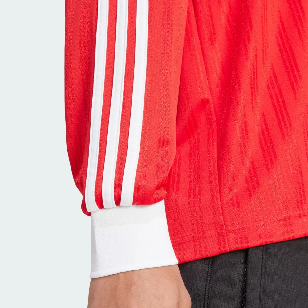 F92E3C_adidas-Pique-Long-Sleeve-T-Shirt_BETTER-SCARLET_IX5226_img3