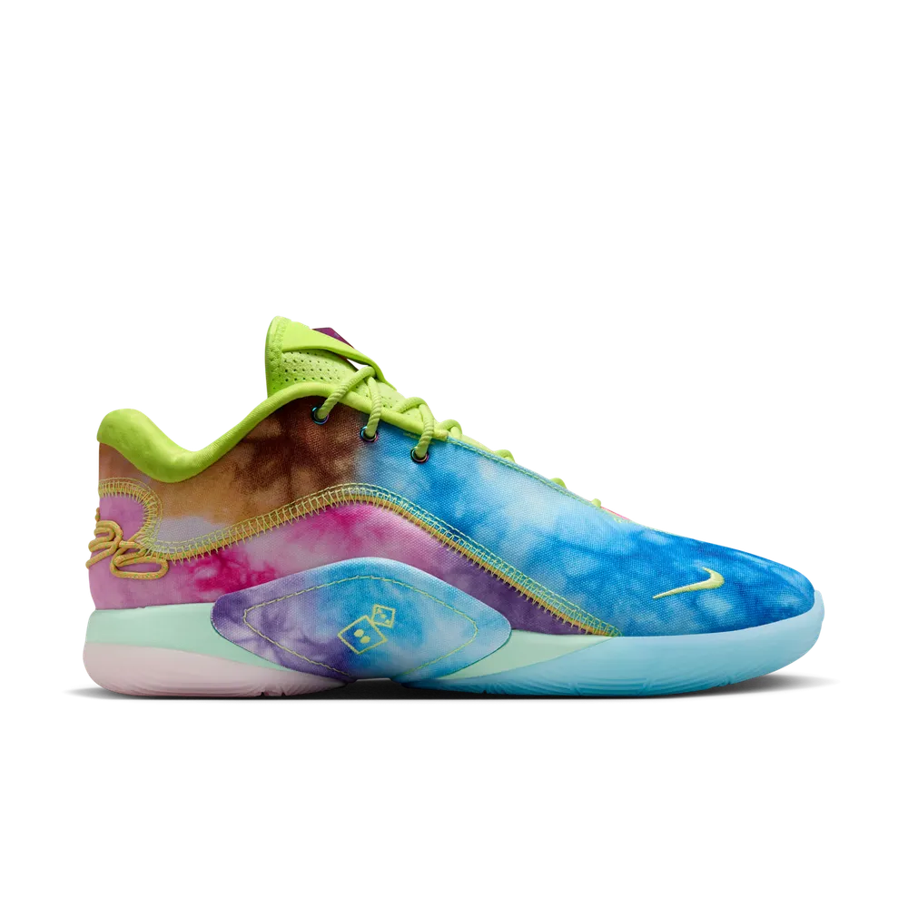 FA4FA2_Monopoly-x-Nike-LeBron-22_TIE-DYE_HV8080-300_img2
