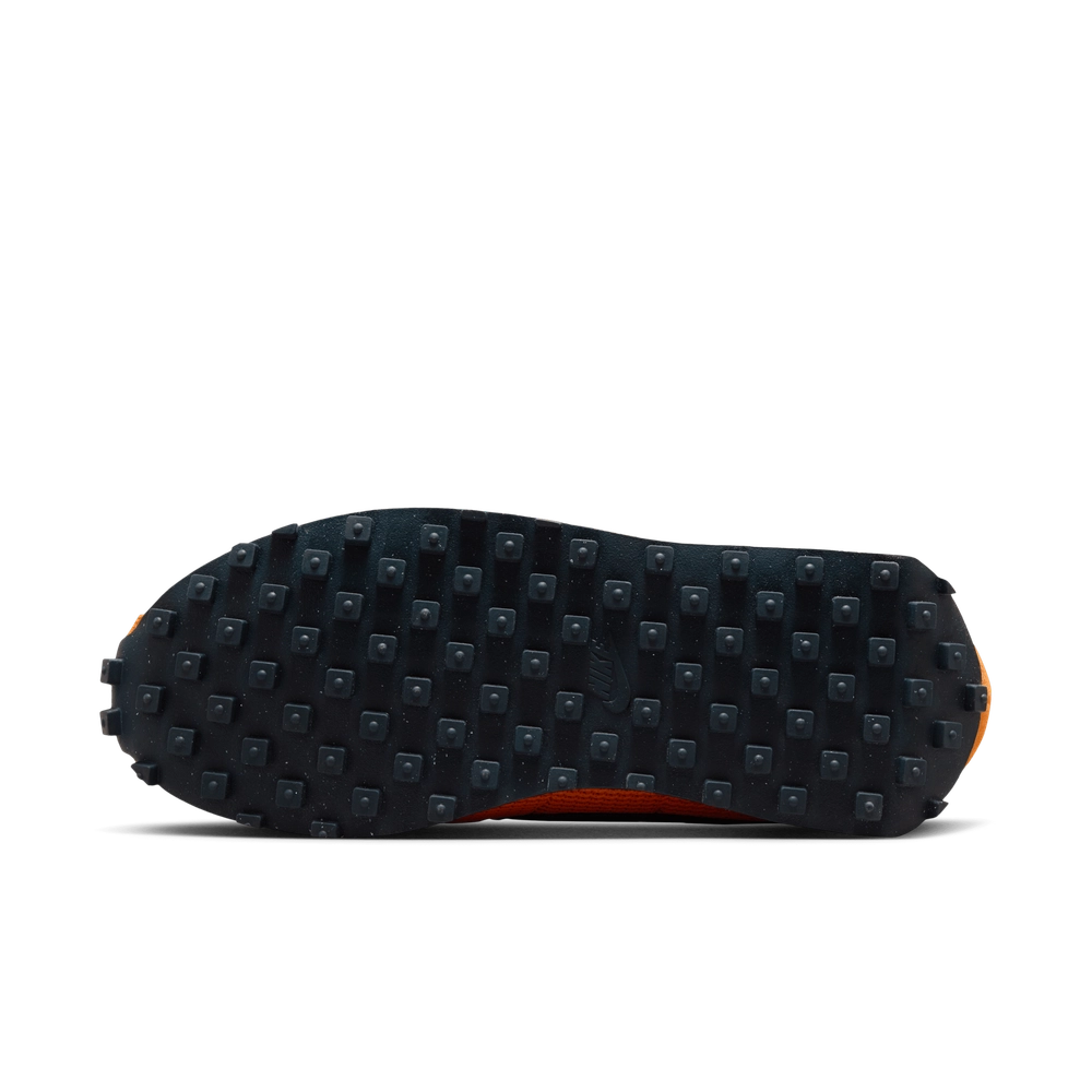 DE5302_NIKE-LD-1000_ORANGE-PEEL-ARMORY-NAVY_IB3483-800_img1