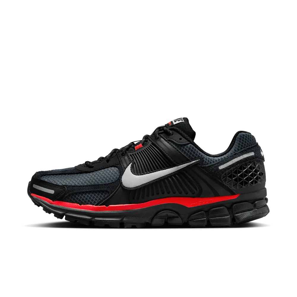 000000_Nike-Zoom-Vomero-5_BRED_HV2527-002_img0