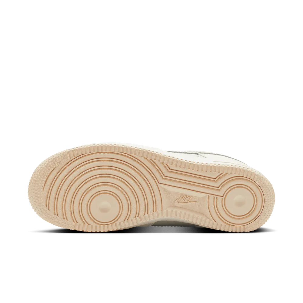 DED8D1_Nike-Air-Force-1-Low_LIGHT-BONE-SAIL_HV1813-001_img1