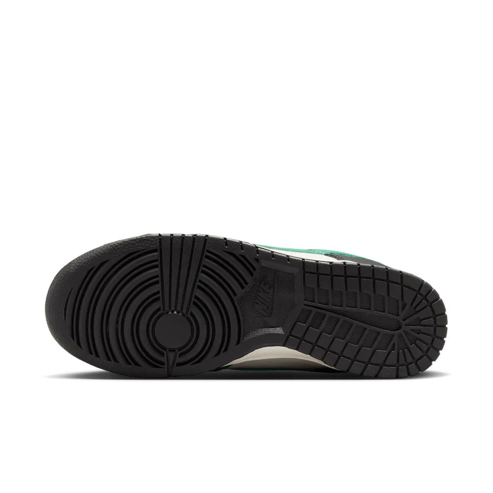 1C9B7A_Nike-Dunk-Low_CELTICS_IB4363-133_img1