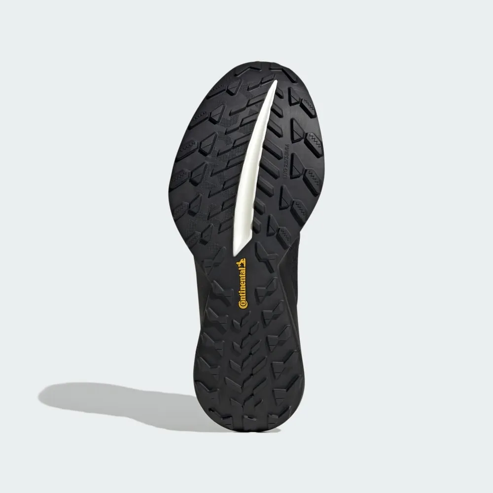 000000_adidas-Equipment-Agravic_CORE-BLACK_JQ7643_img1