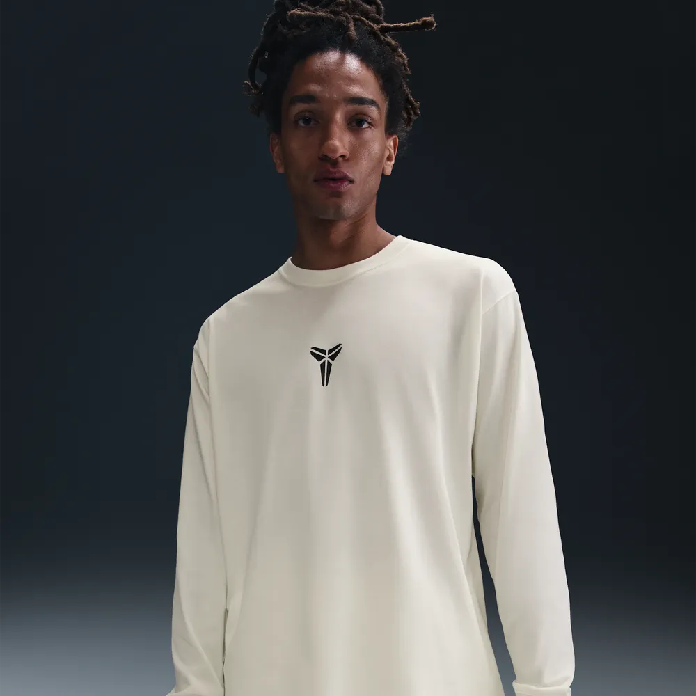 B9B5A5_Nike-Kobe-Max90-Long-Sleeve-T-Shirt_YEAR-OF-THE-SNAKE-SAIL_IB0241-133_img0