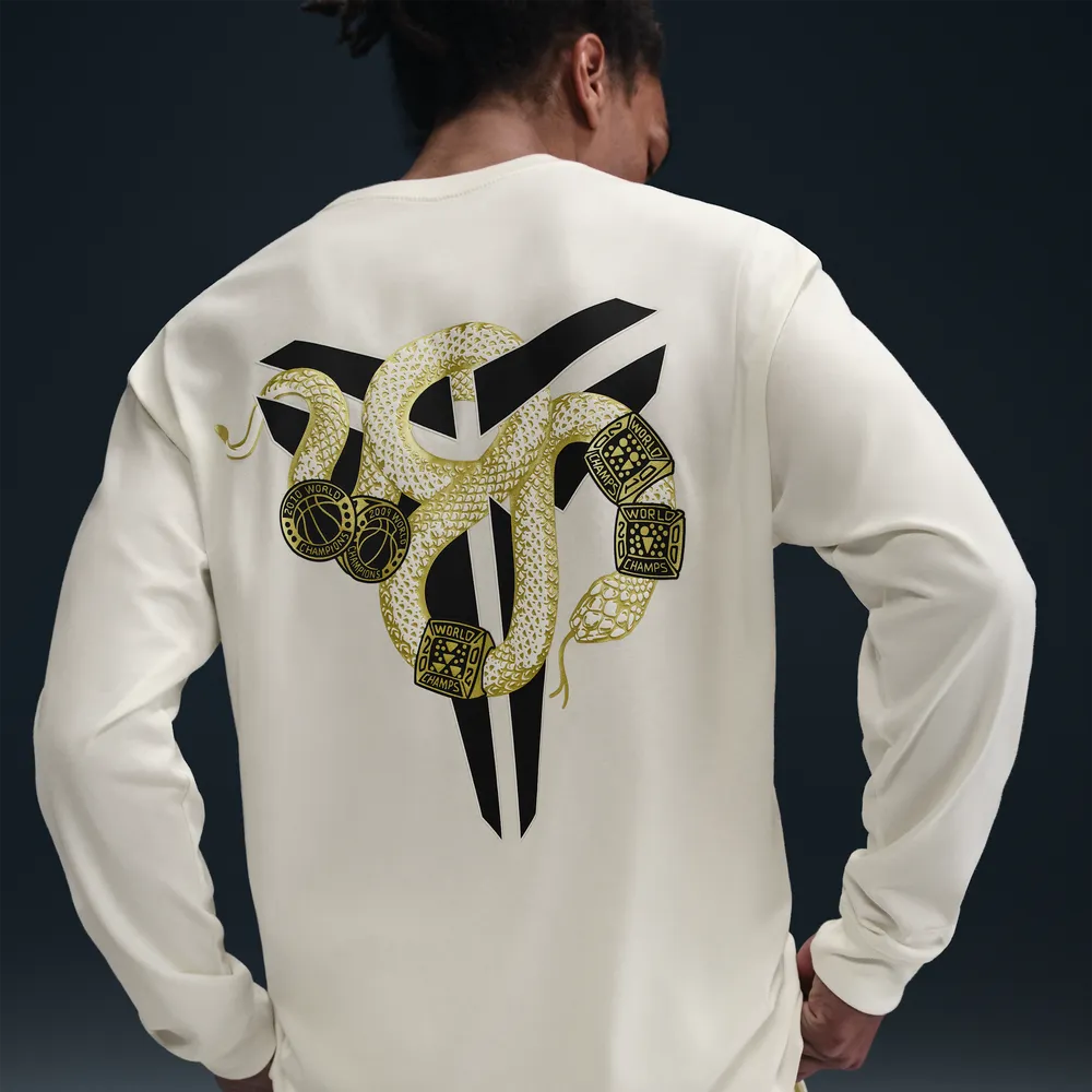 B9B5A5_Nike-Kobe-Max90-Long-Sleeve-T-Shirt_YEAR-OF-THE-SNAKE-SAIL_IB0241-133_img1