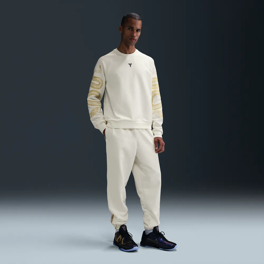 DEDAD5_Nike-Kobe-Therma-FIT-Crewneck_YEAR-OF-THE-SNAKE-SAIL_HQ4697-133_img3