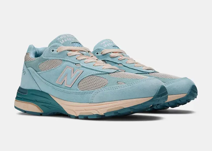 joe-freshgoods-new-balance-993-performance-art-blue-mr993jf1 01.webp