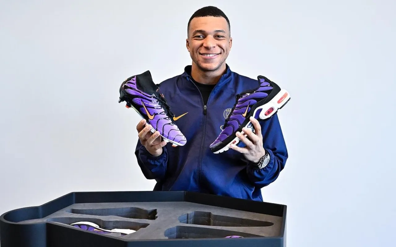 Kylian Mbappe Nike Air Max Plus TN Voltage Purple
