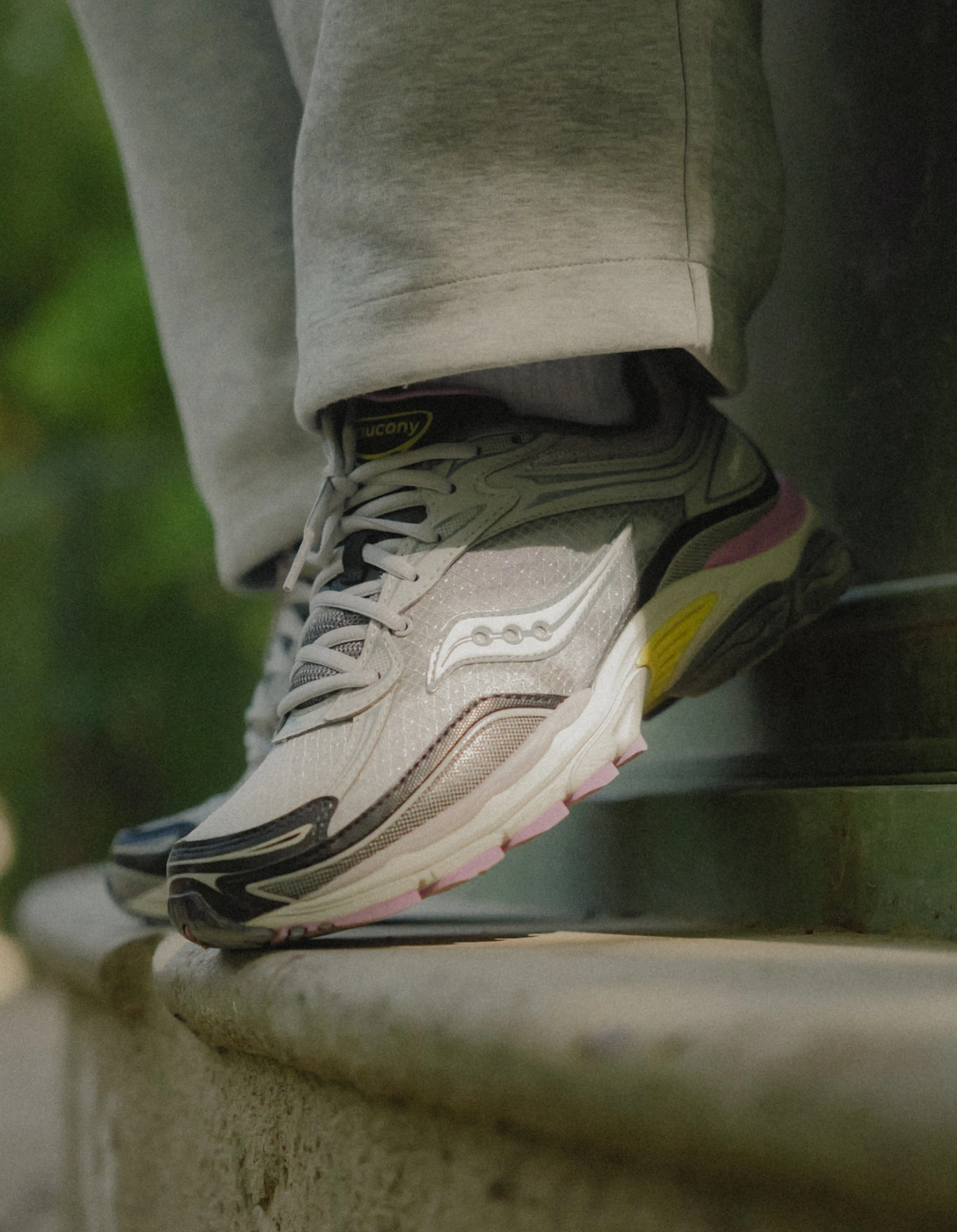 Saucony ProGrid Omni 9