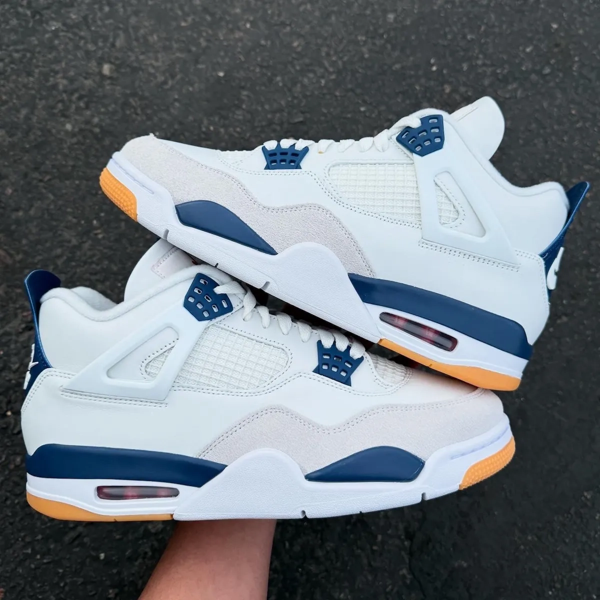 Nike SB x Air Jordan 4 SP White Navy Blue dr5415-100