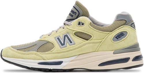New Balance 991v2 Made in England GREEN BANANA image