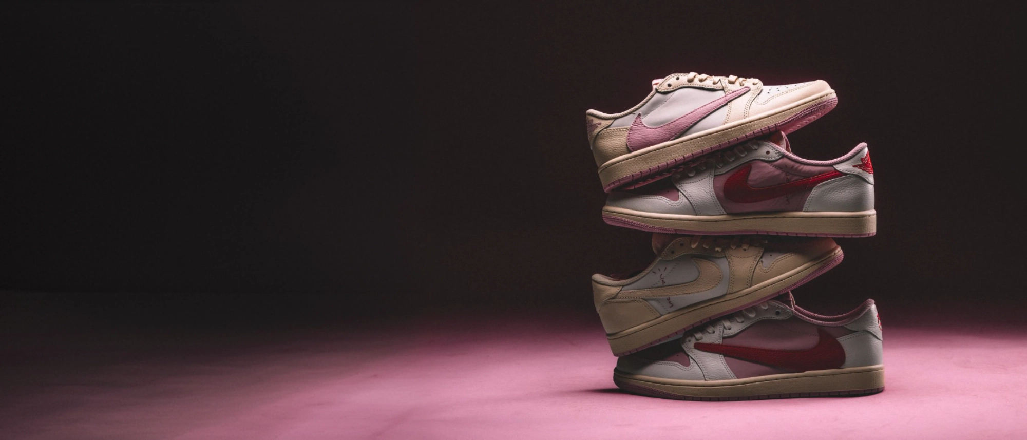 Travis Scott x Jordan 1 Pink Pack